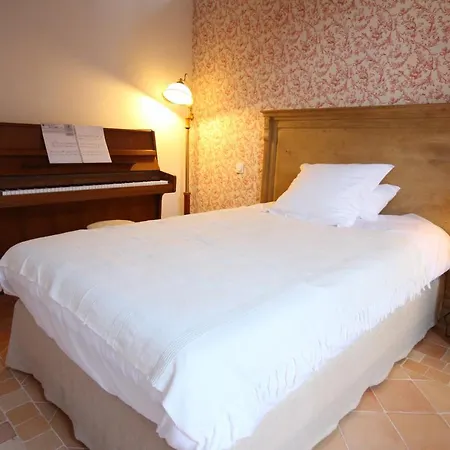 Orangerie Saint Martin Bed & Breakfast 3*
