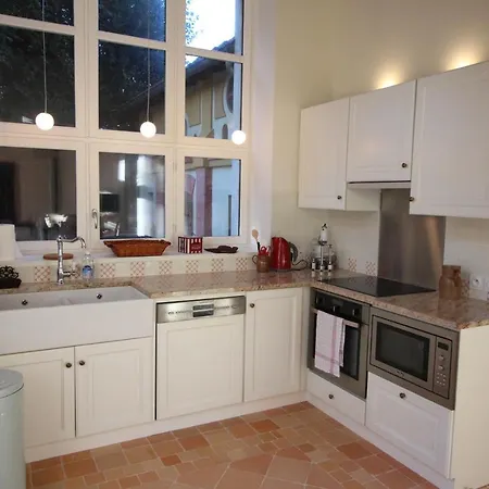Orangerie Saint Martin Bed & Breakfast