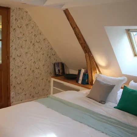 Orangerie Saint Martin Bed & Breakfast 3*